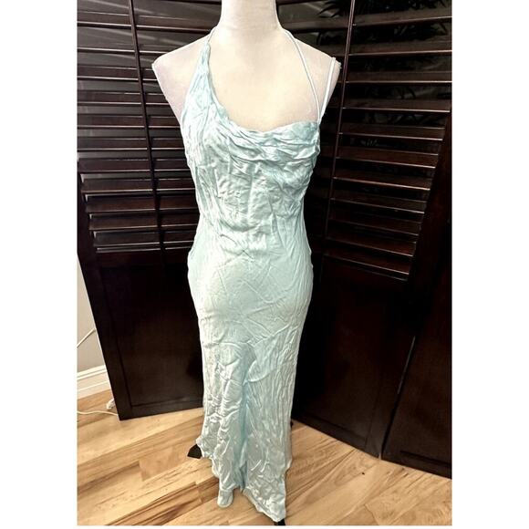 Bardot Women's Astrid Midi Slip Dress Light Blue Satin M/6 NWOT Back Zip Lined - Picture 2 of 9